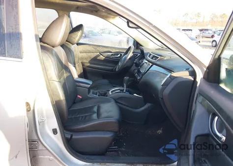 2016 Nissan Rogue Sl z USA, uszkodzony, nr VIN 5N1AT2MV4GC869220